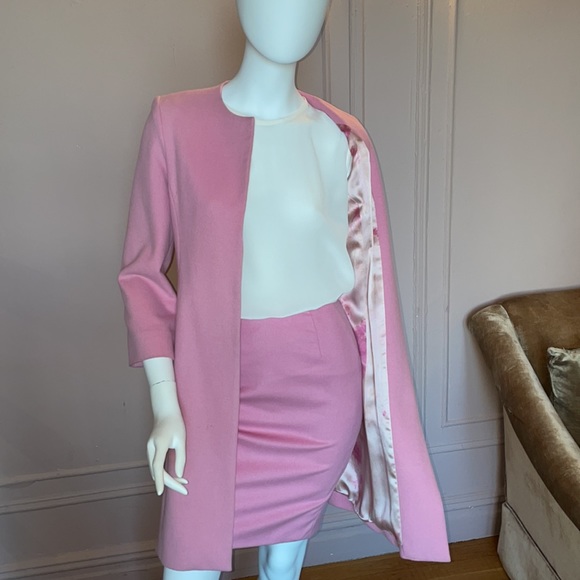 Rose wool two piece jacket and skirt - Picture 3 of 11